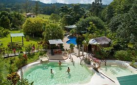 Hotel&Hot Springs Sueño Dorado